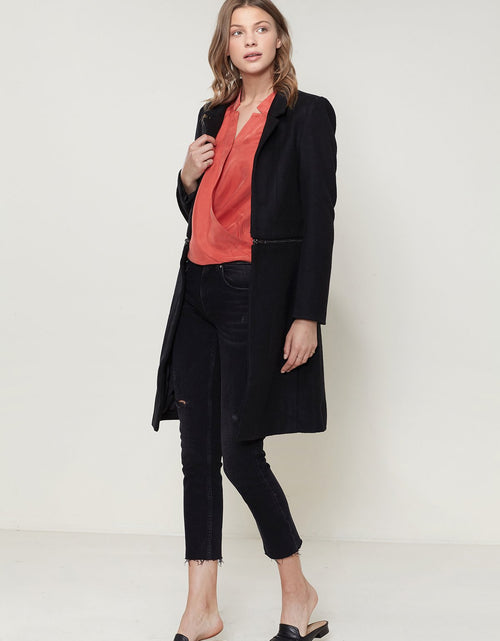 Load image into Gallery viewer, Women's Wool-blended Open Front Jacket In Black